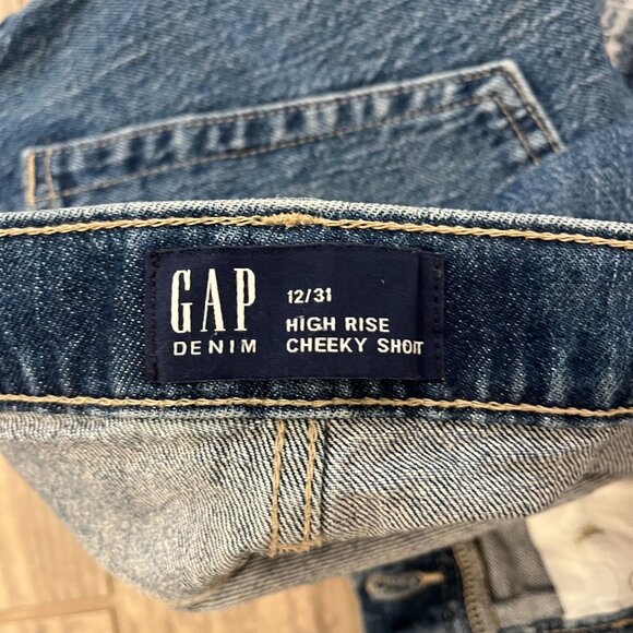 Gap Womens High Rise Cheeky Short 12/31 Button Fly, Perfect Condition - Picture 4 of 4